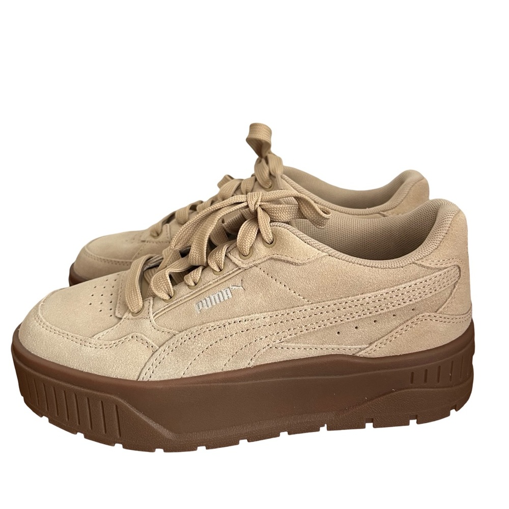 Puma Women's Sneakers in Tan and Brown
